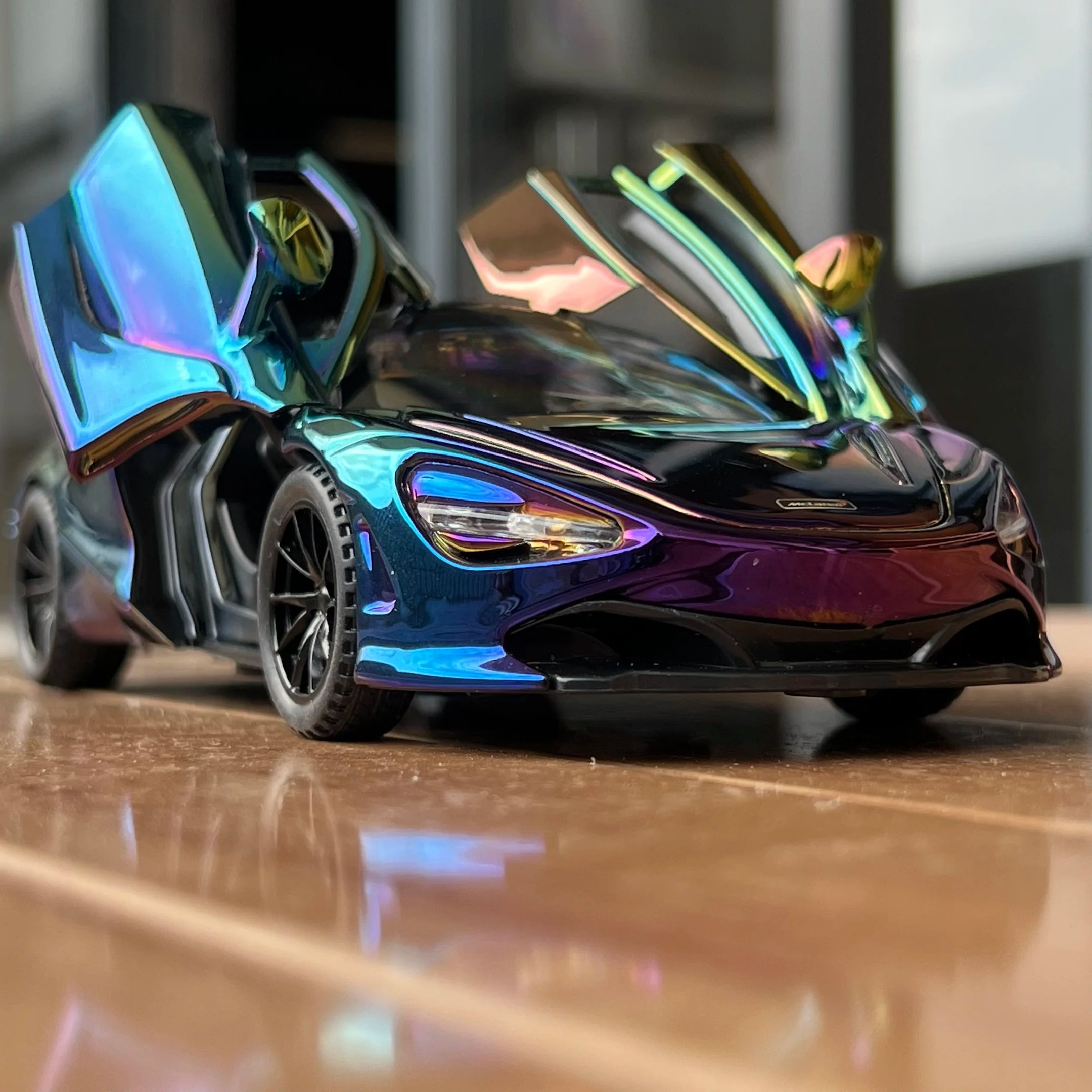 Mclaren 720S Electroplate  1:32 