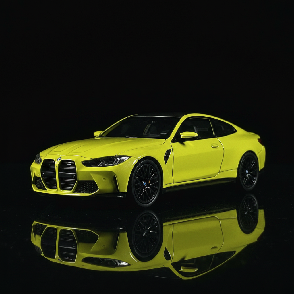 BMW M4 Coupe - Studio Dark