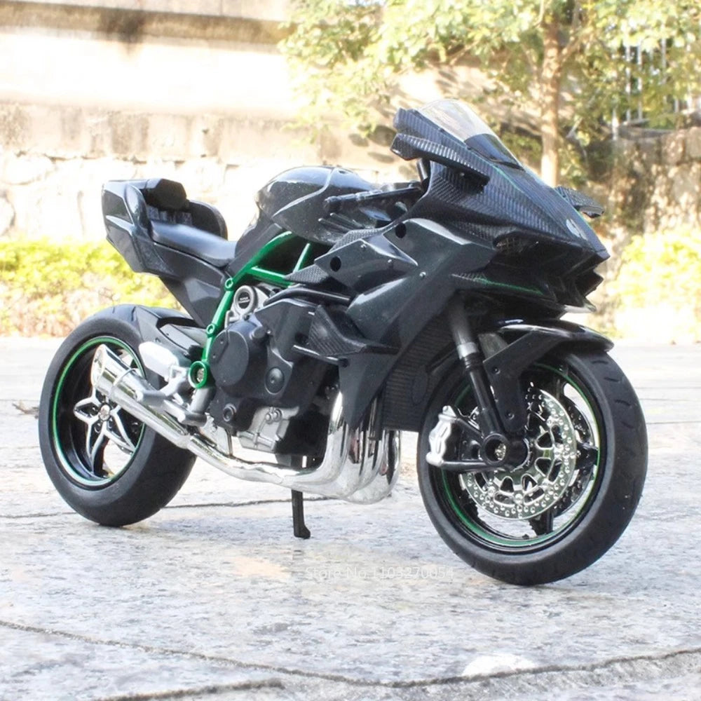 Kawasaki H2R y BWM S1000RR 1:12 