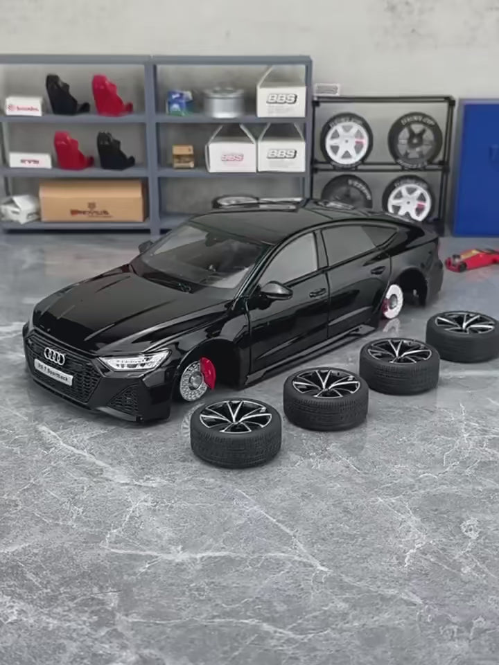 AUDI RS7 1:18